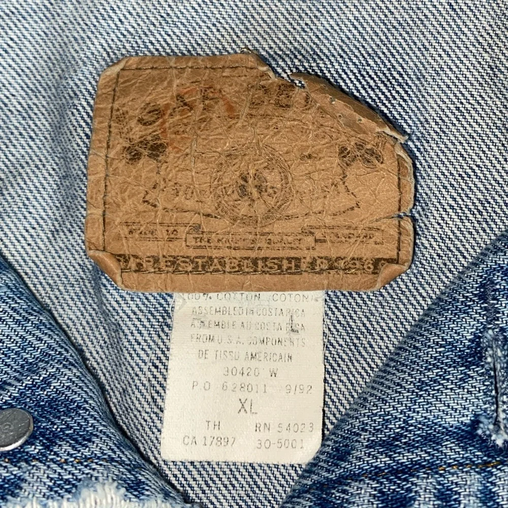 Gap Denim Vintage Distressed Jean Jacket sz XL